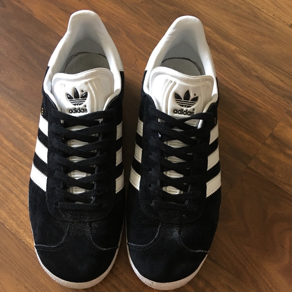 Adidas Gazelle size 6